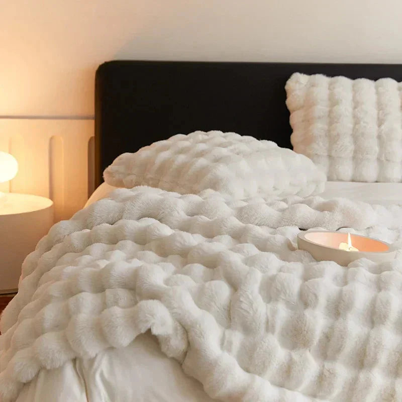 Faux Fur Throw Blanket Plush Soft Warm Decorative Blanket